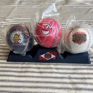 Cleveland Indians Commemorative Baseball Set